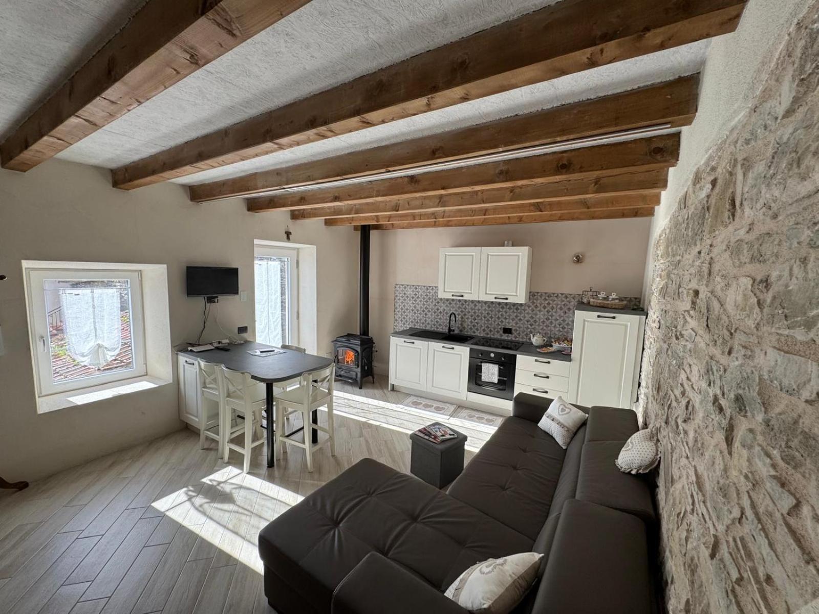 Casa Del Giglio A Cadelmonte Villa Valle  Eksteriør billede